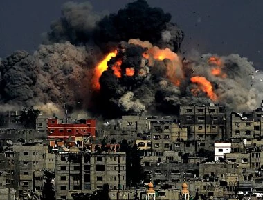 «Φωτιά» στην Μέση Ανατολή: Το Ισραήλ βομβαρδίζει την Γάζα μετά από κτύπημα της Χαμάς με ρουκέτα στην πόλη Μπιρ Σεβά